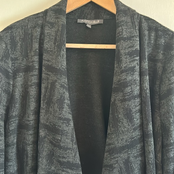 Addition Elle VGUC black and grey design open cardigan, longer waterfall front - Picture 4 of 10